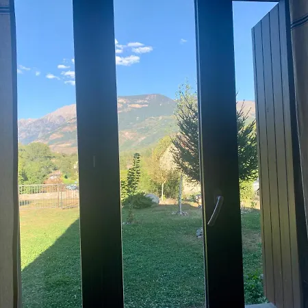 Bpirineos-chalet Mincholet 度假居